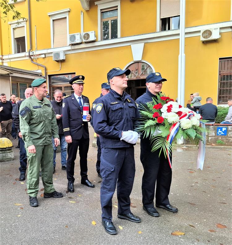 Slika /A%20Nove%20Fotke/BSS-GLAVNA-31.10..jpg