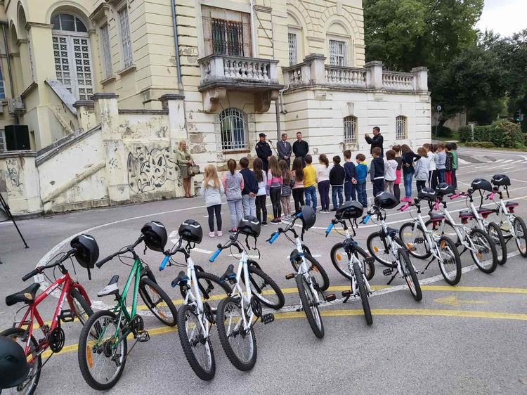 Slika /PROMET/Dom%20mladih2019-mala.jpg