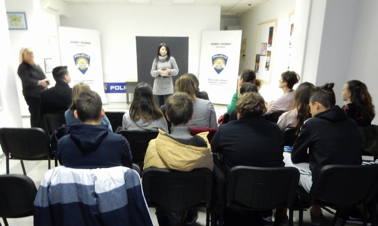 Slika /Prevencija/2019/Boca%20istine-mala.JPG