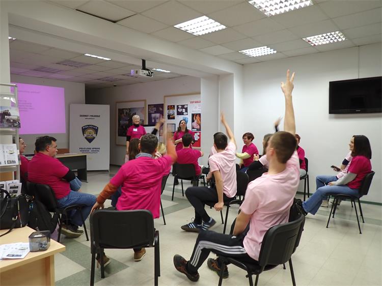 Slika /Prevencija/2025/Pink%20day2025%20(2).JPG