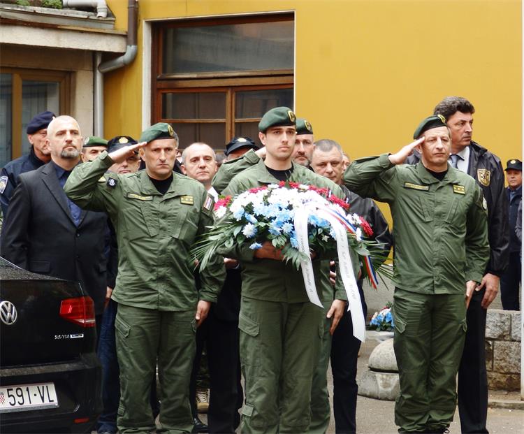 Slika /vijesti/2019/GLAVNA-STOJE.jpg