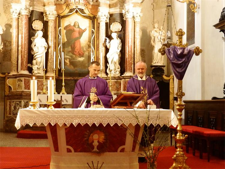 Slika /vijesti/2019/MISA-17.4-ZAJEDNO%20SV.jpg