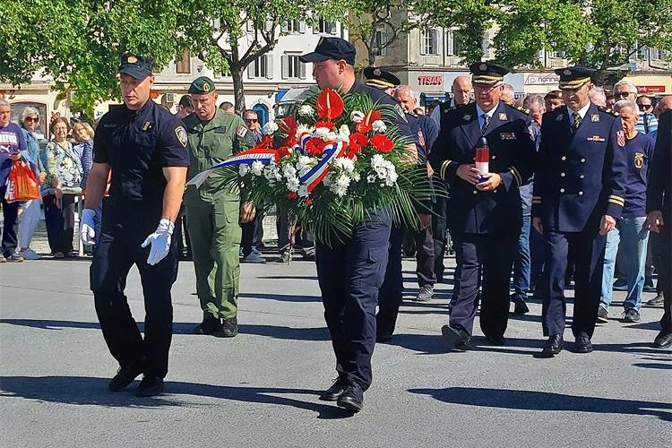 Slika 2024/DD%208.jpg
