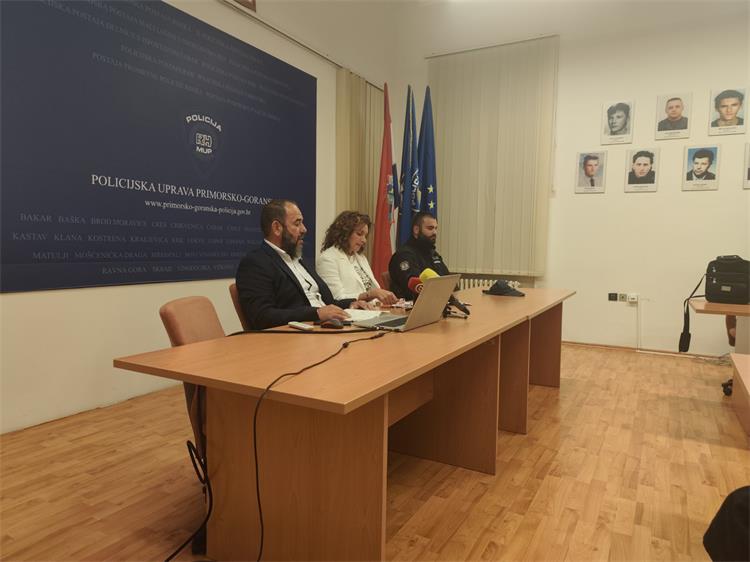 Slika 2026/Press.jpg