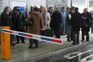 Slika Mdjnrdno_prtkl/sng-mala.jpg