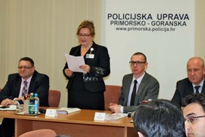 Slika Mdjnrdno_prtkl/svs-mala.jpg