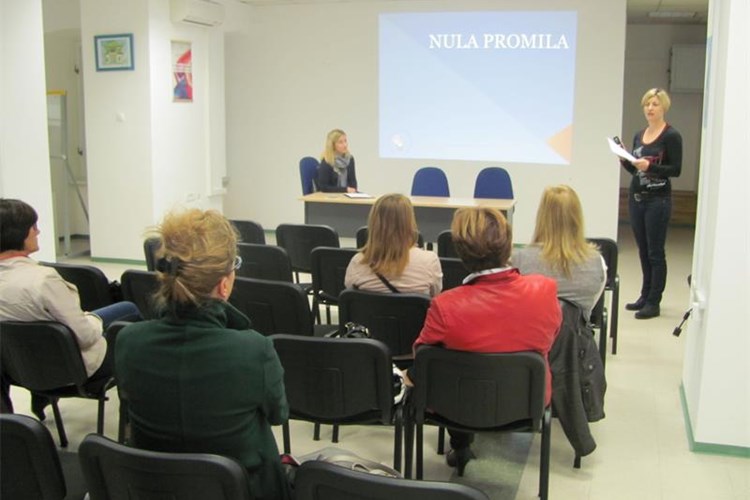Slika Prevencija/2015/ALK-INFO-2.11..JPG