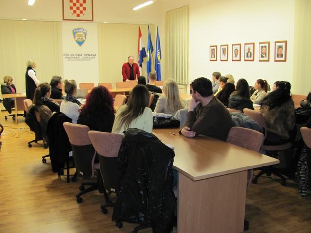 Slika razboj-mala.jpg